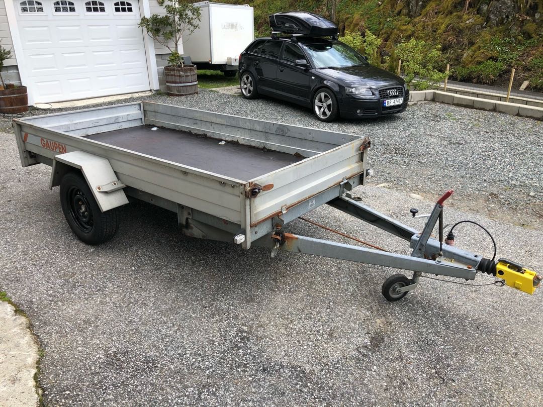 Varehenger / tilhenger med tipp