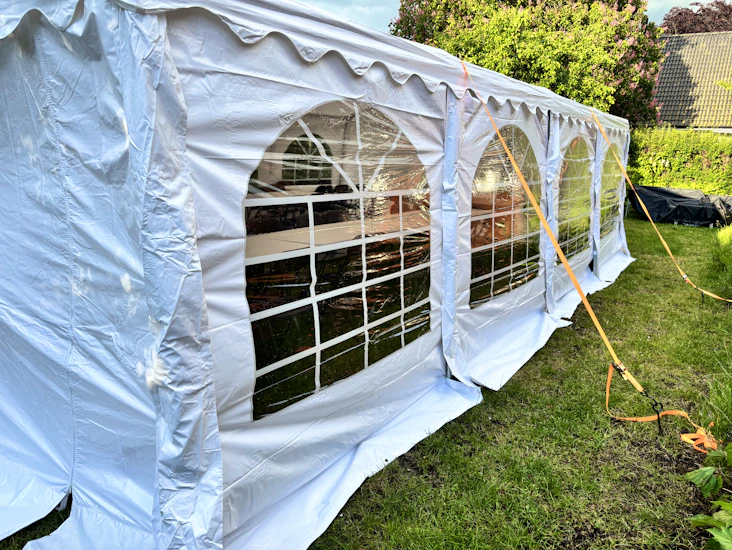 Partytält 5x8 m med pvc duk
