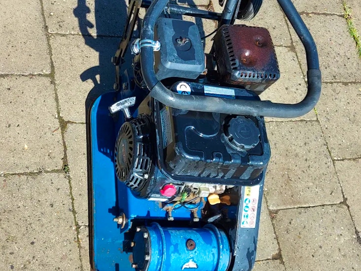 Stamper (pladevibrator)