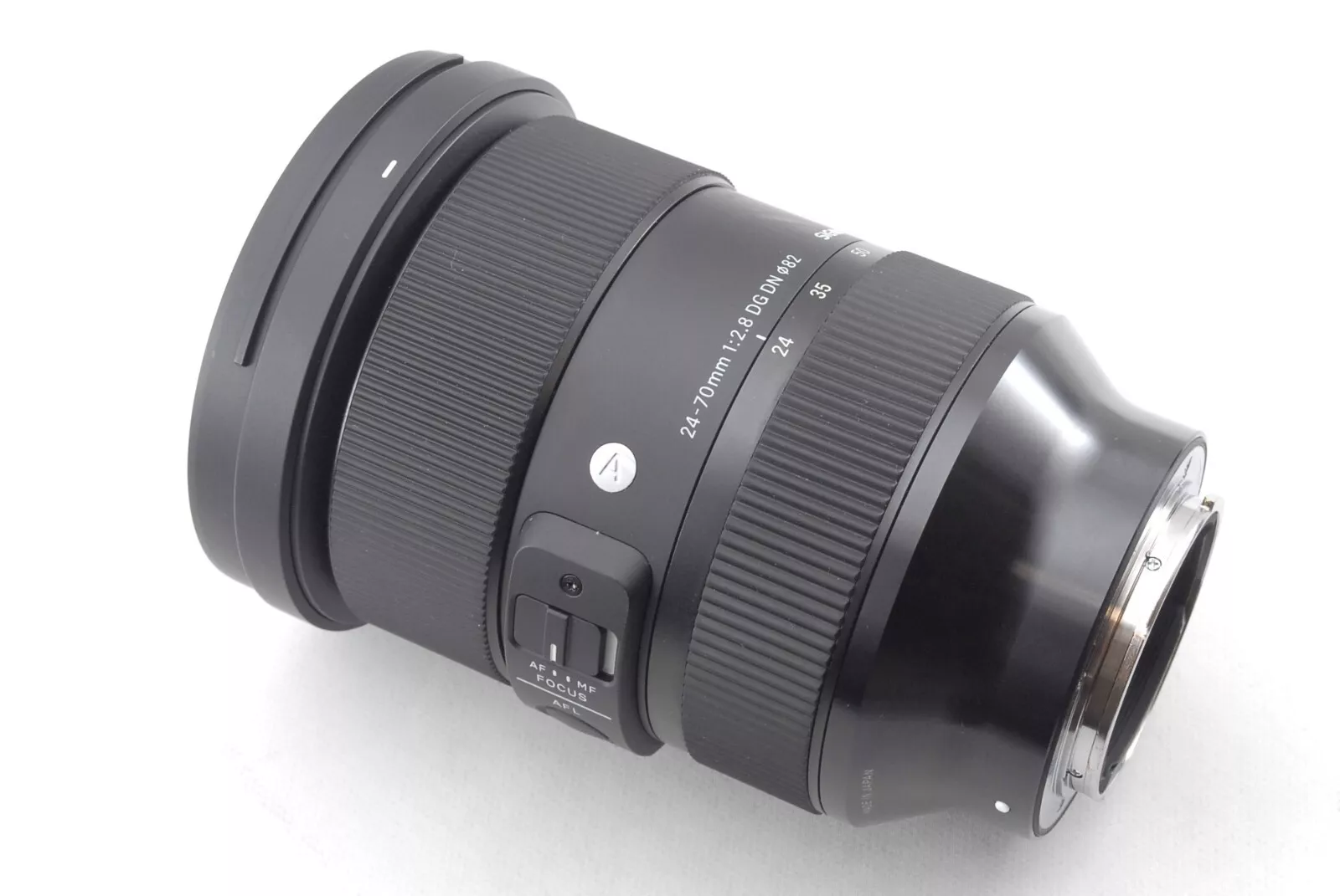 Sigma 24-70mm f2.8 e-mount dg dn art lens