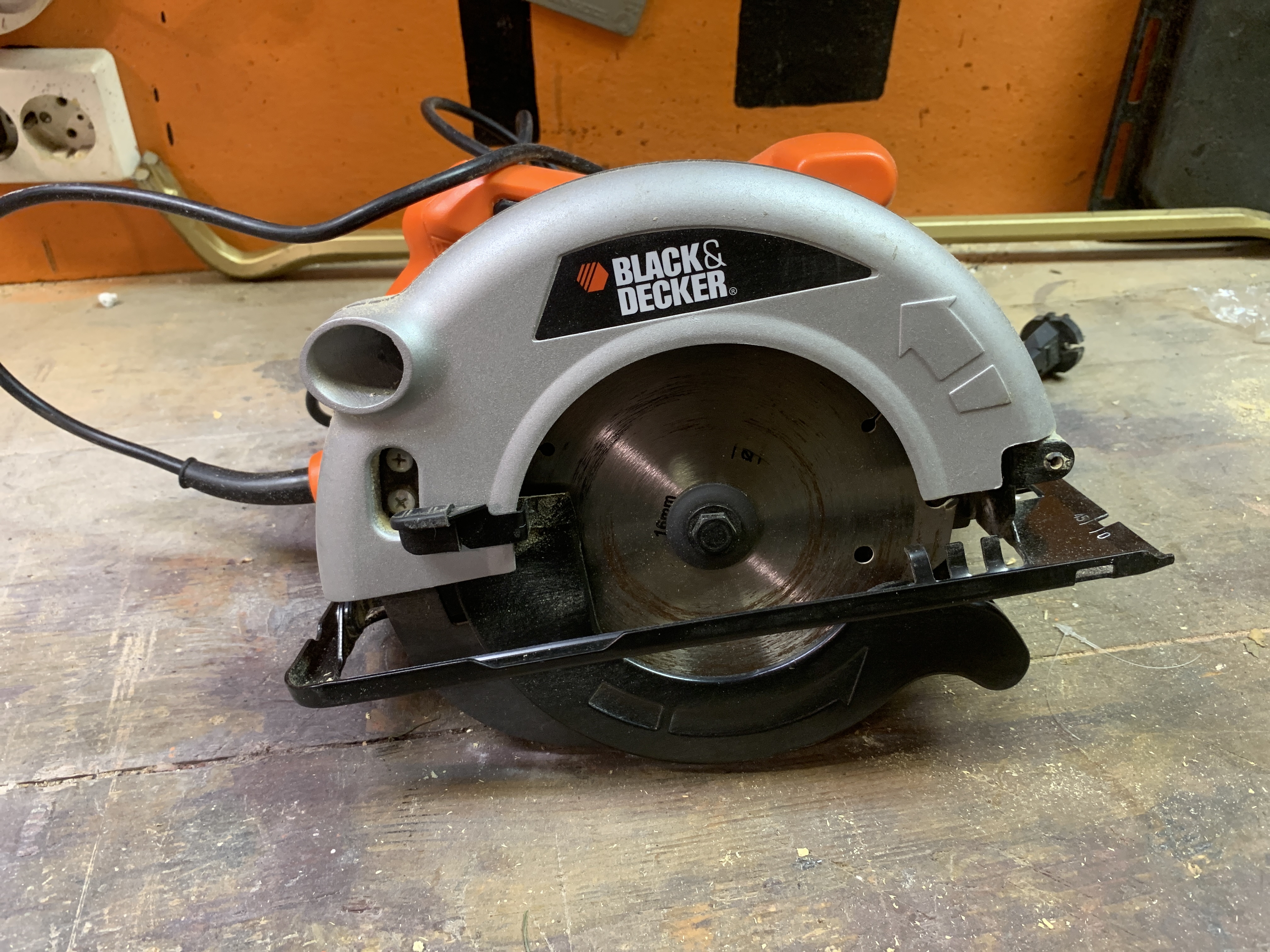 Black & decker circular saw
