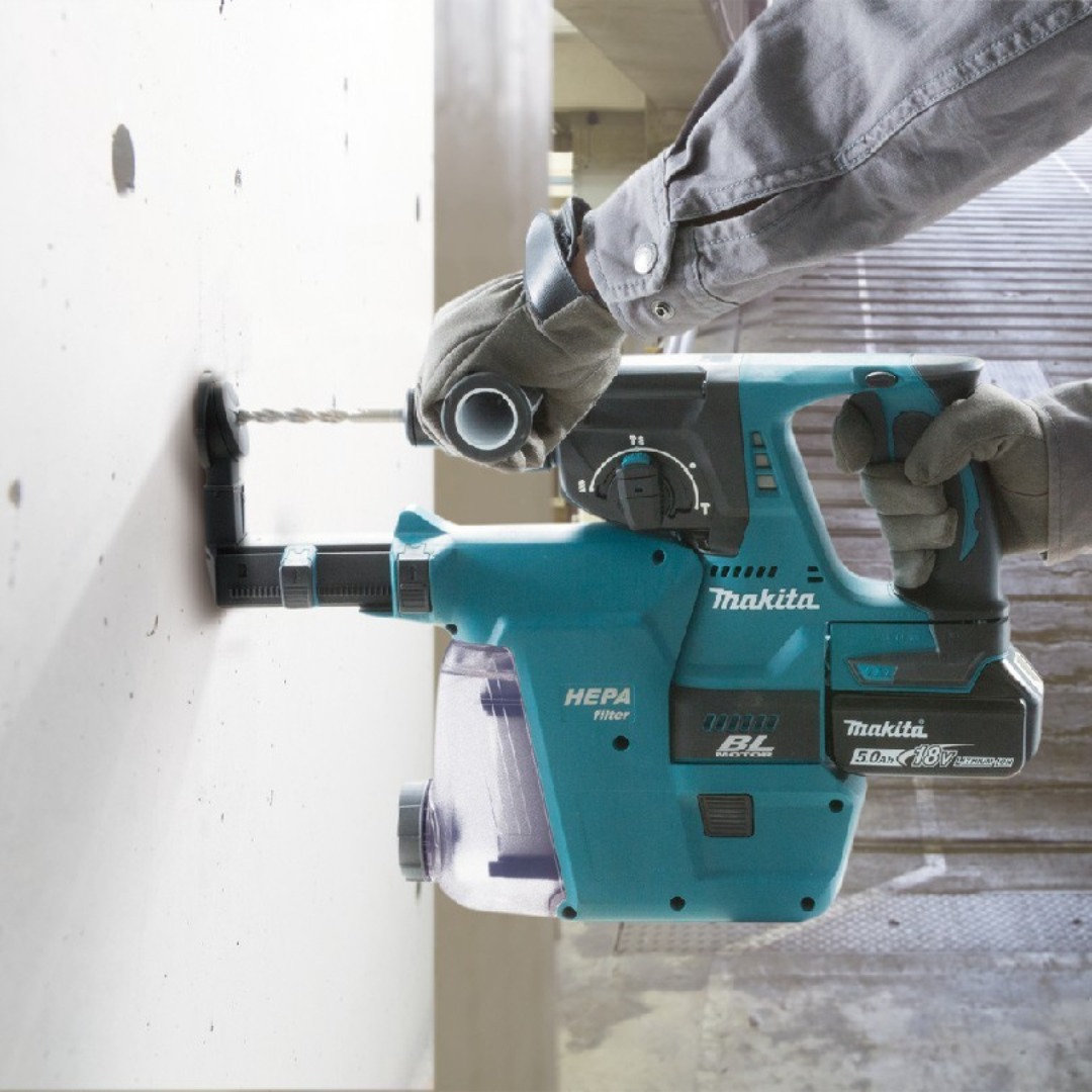 18v makita dhr243 borhammer med støvavsug 