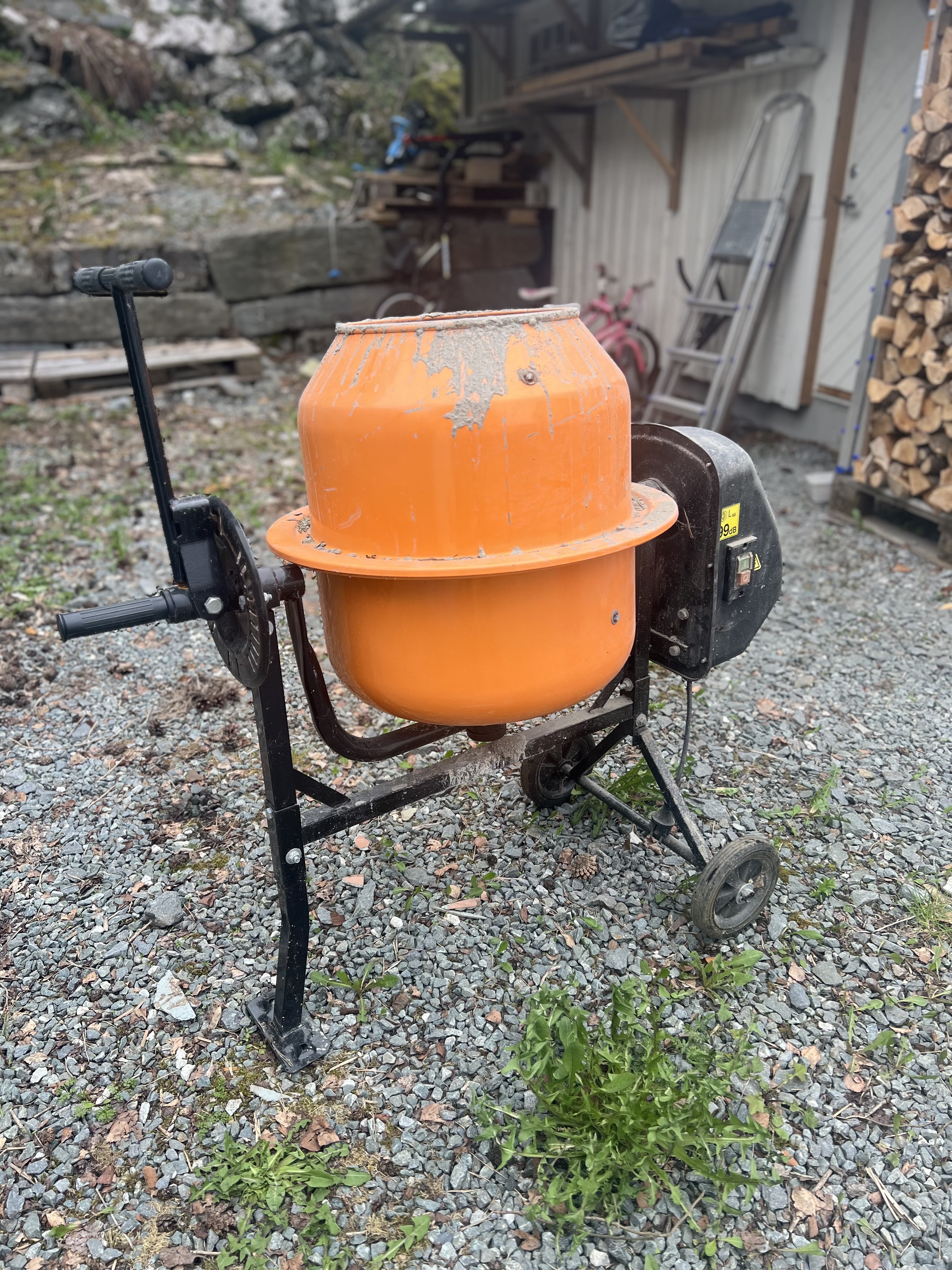 Praktisk betong blander