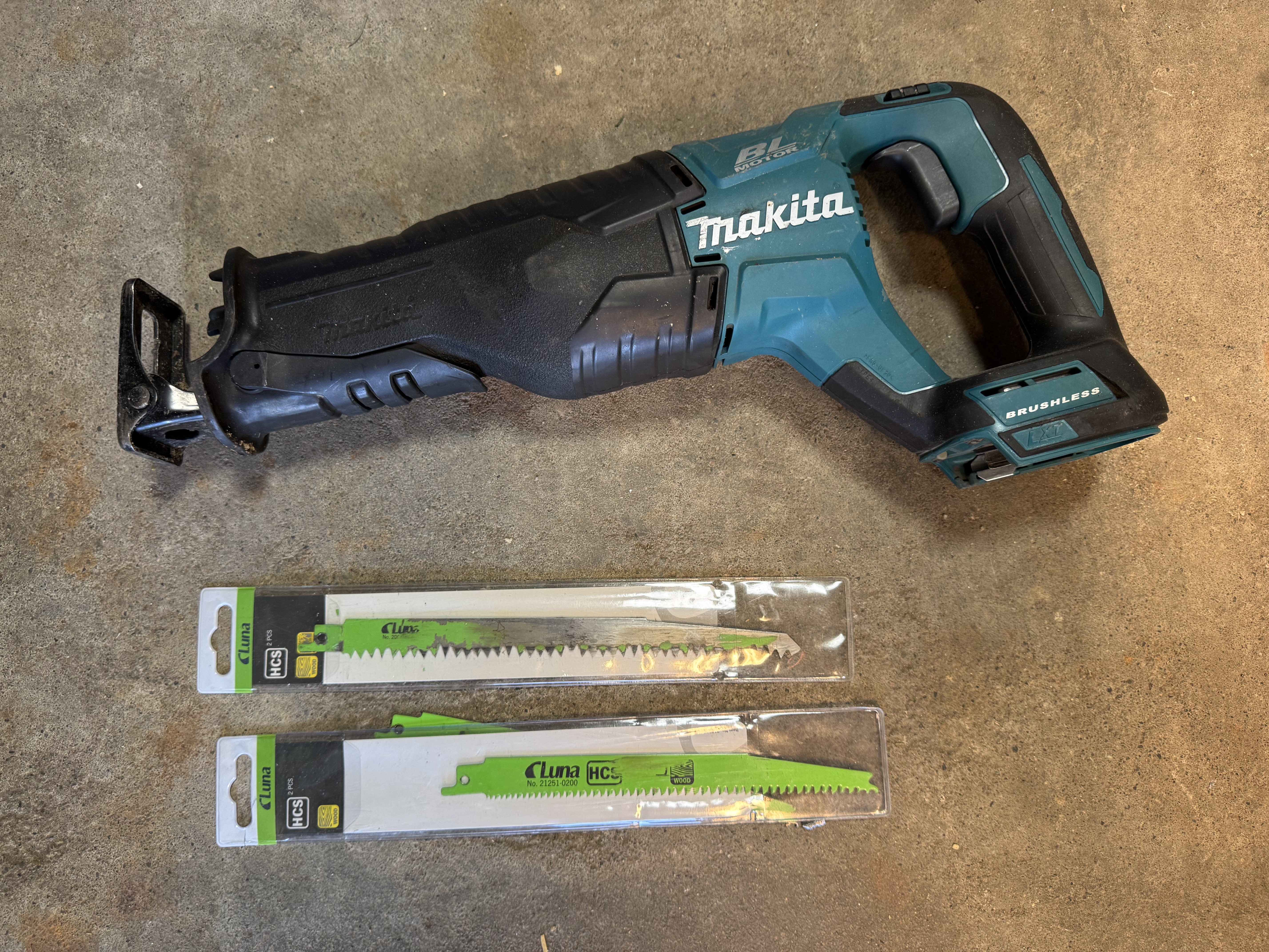 Makita 18v bajonettsag