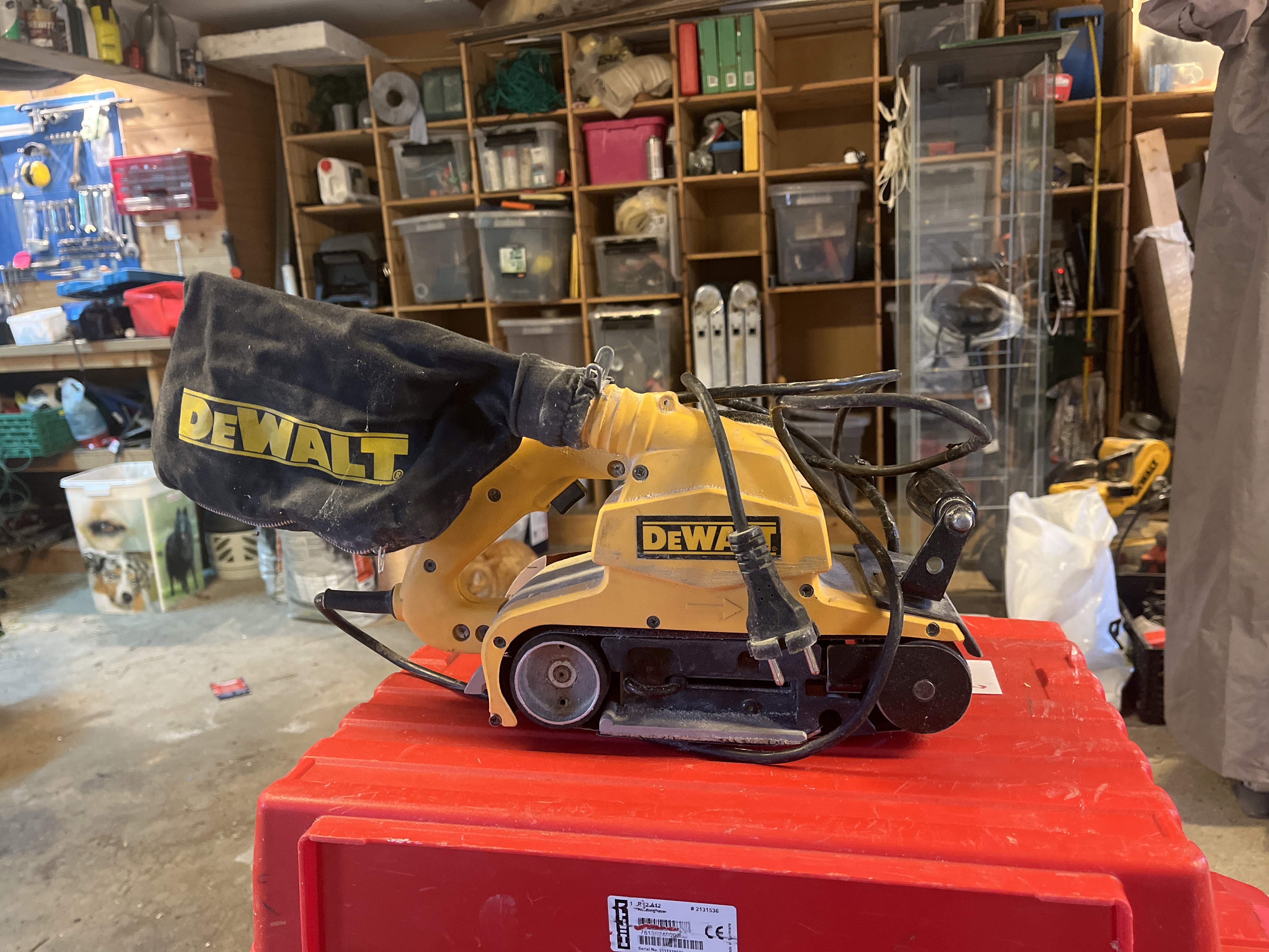 Dewalt dw650e