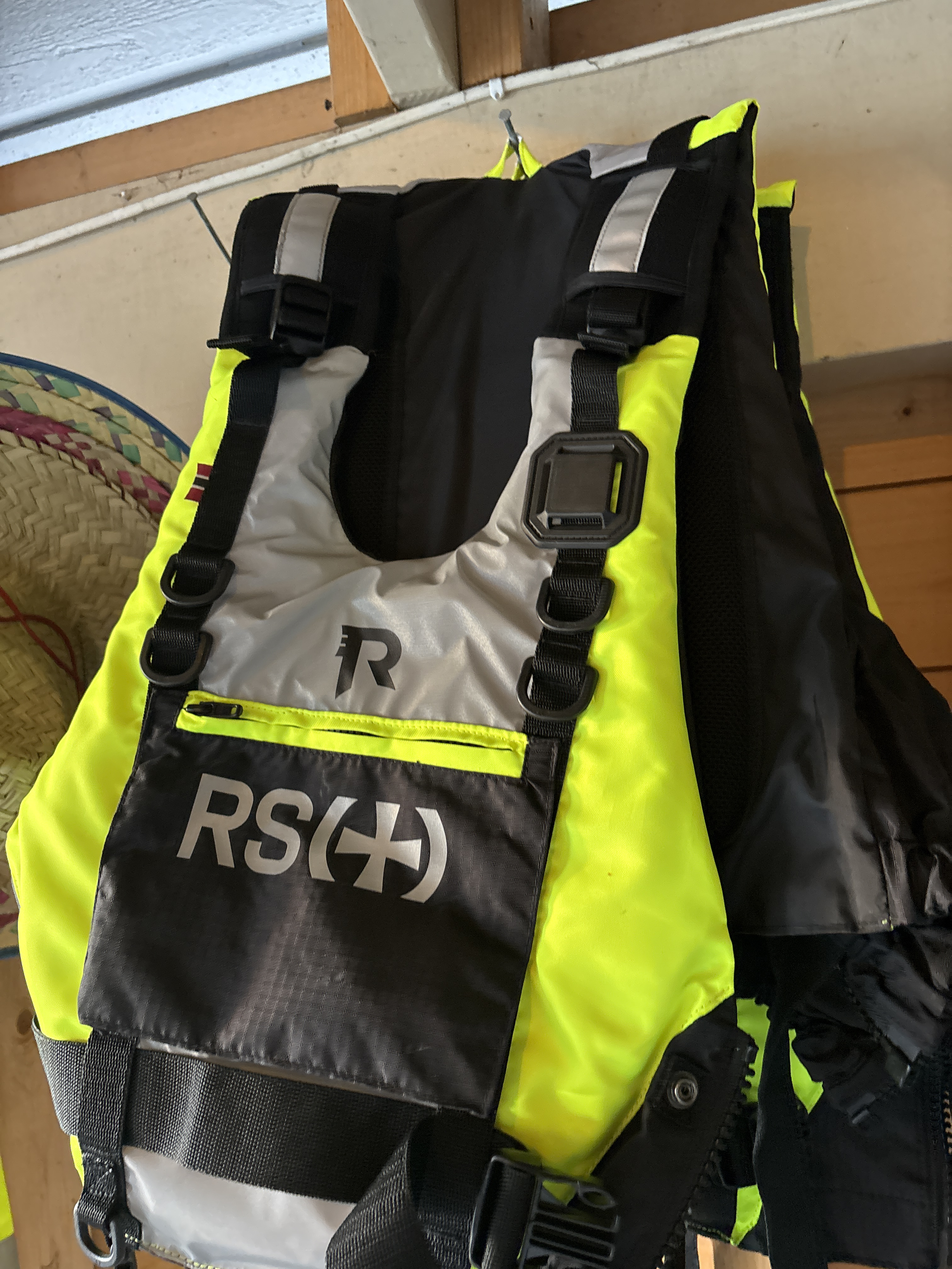 Flytevest 70-90 