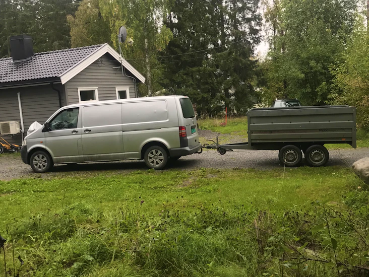 Vw transporter med henger.