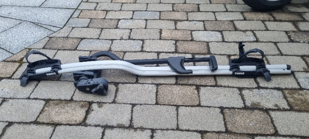 Thule cykelhållare, takmonterad 