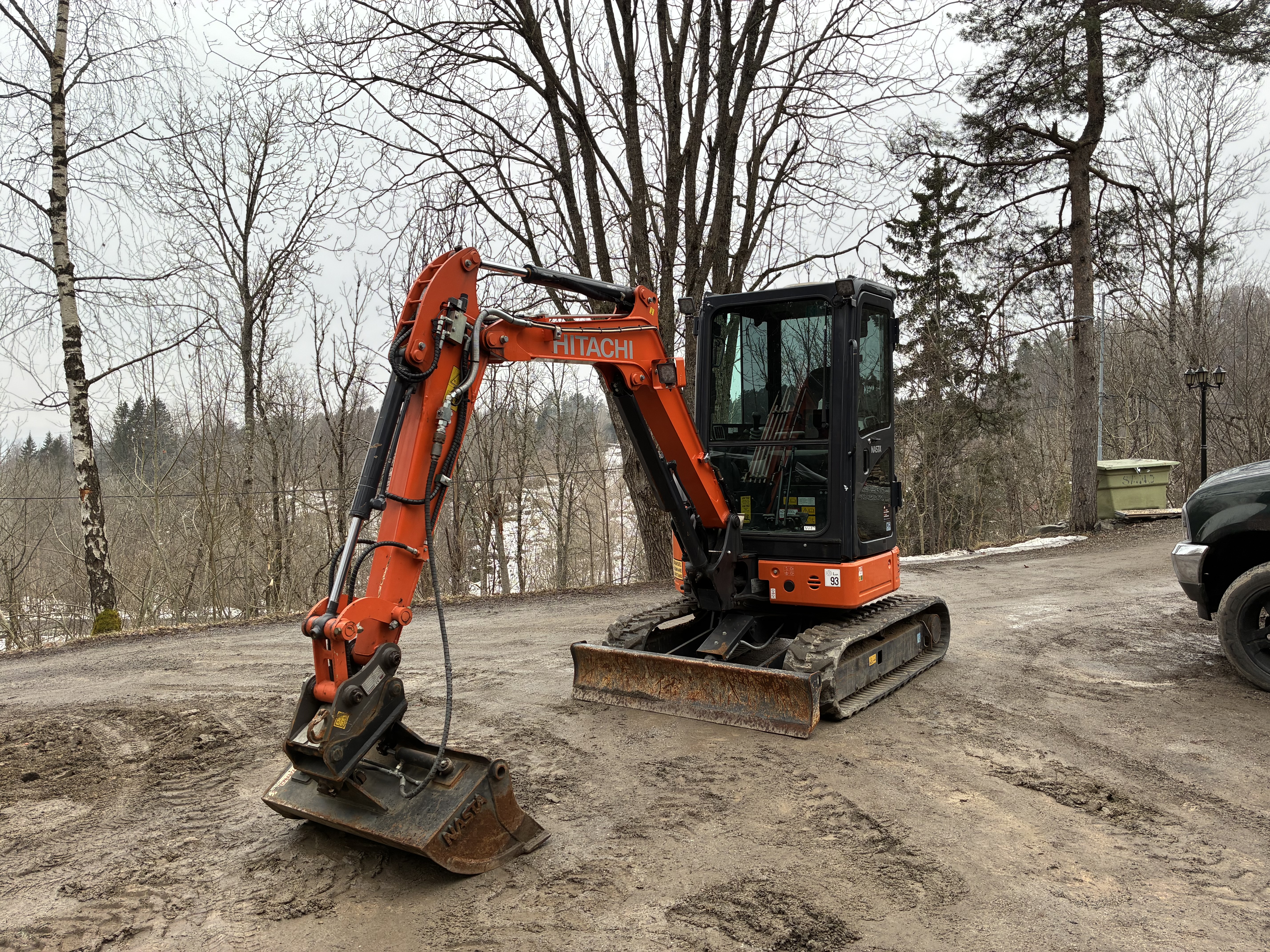 Hitachi 2,7 tonns minigraver