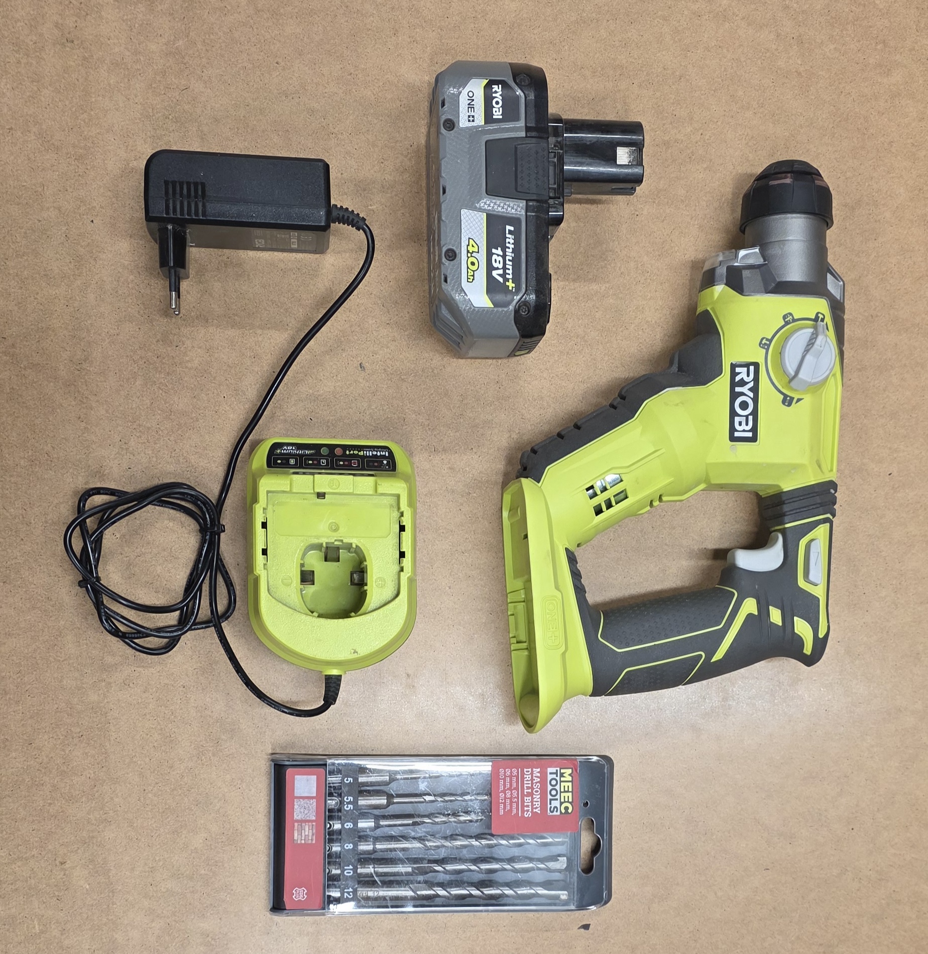 Ryobi - borhammer