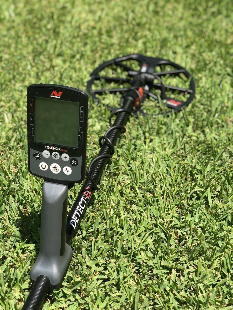 Metallinpaljastin garret / minelab / tesoro