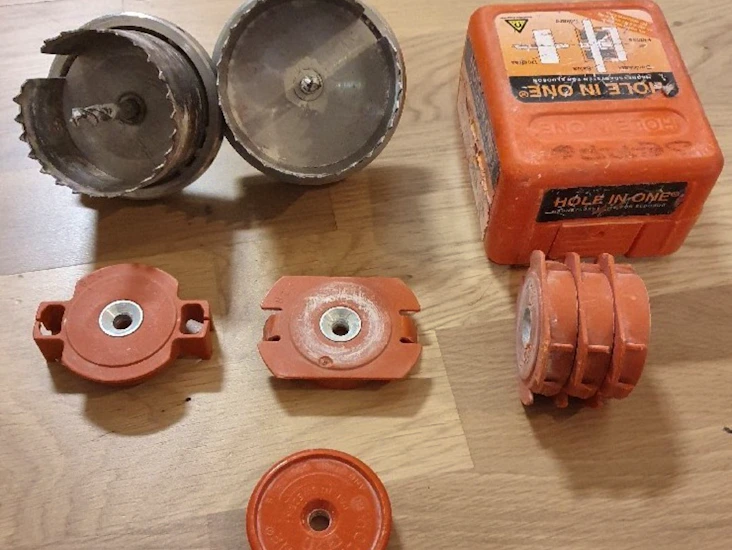 Hole in one/ dossökare med dosfräsar