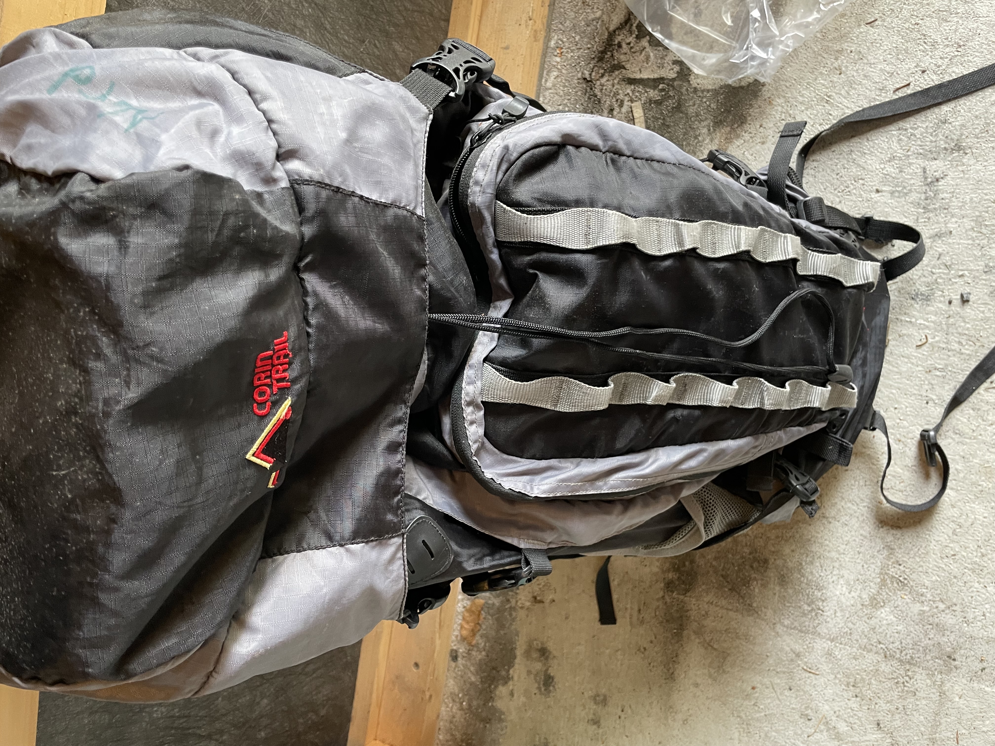 Corin trail 45l ryggsäck