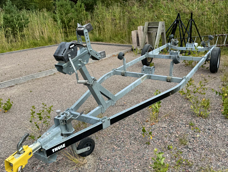 Thule 30trailer för båt upp till 6m