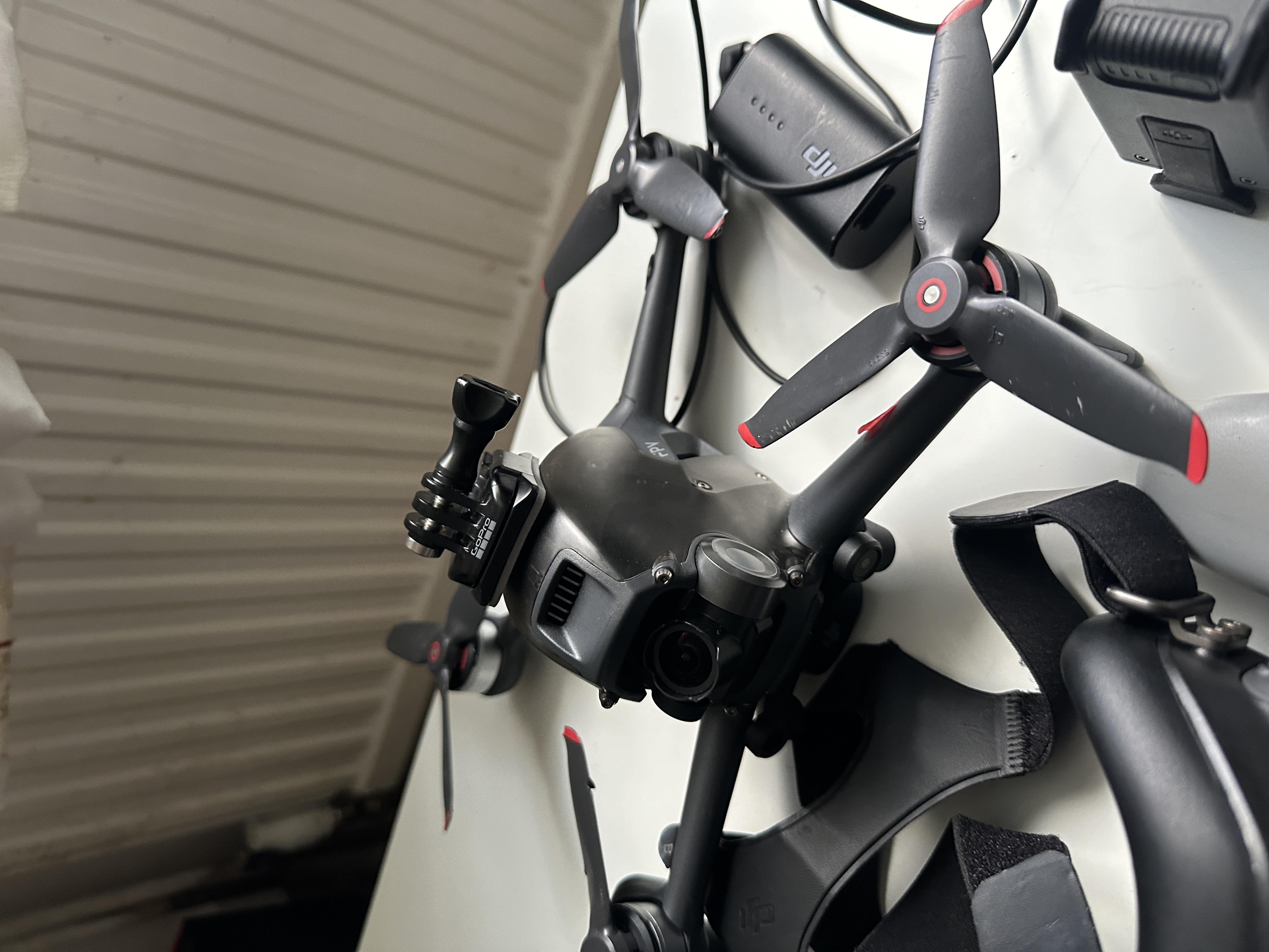 Dji fpv (2 batteries)