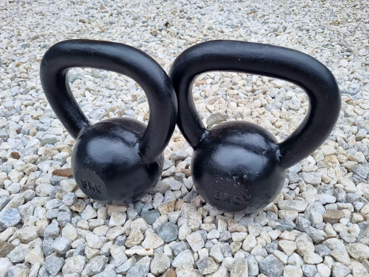 Gym weights - x2 cast iron dumbbell kettlebell for fitness excersize training health