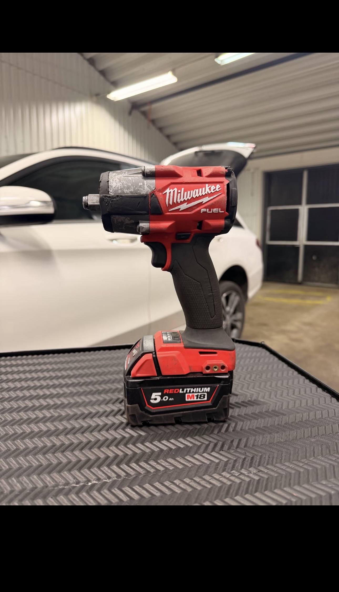 Milwaukee mutterdragare