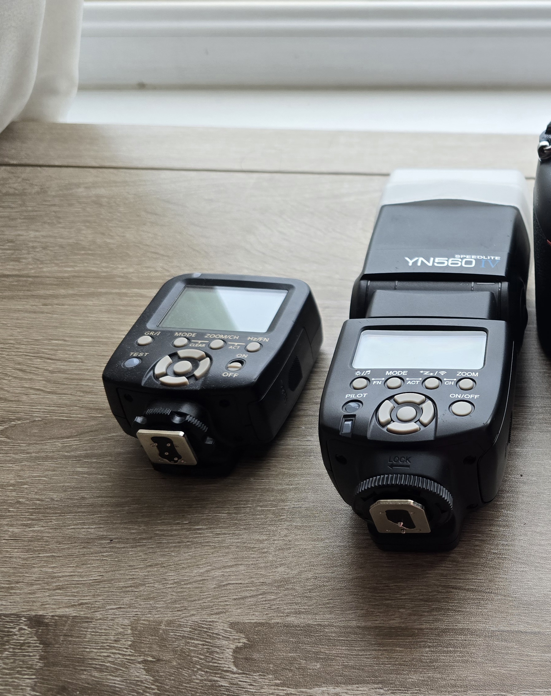 Speedlite yn560 iv with trigger