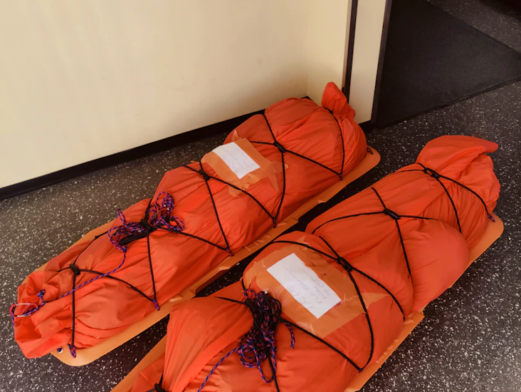 Parispulka ahkioita yksi tai kaksi kappaletta