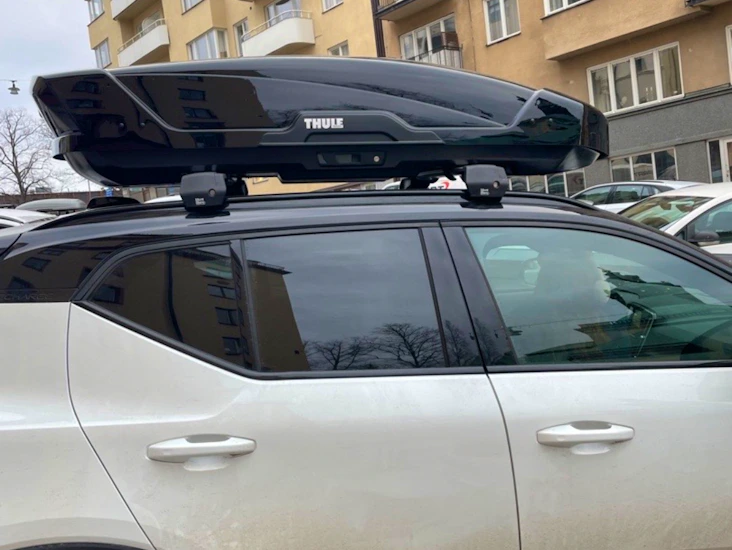 Thule takbox med takräcke