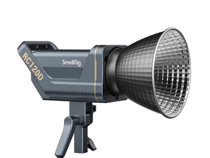 Smallrig rc120d + aputure light dome ii