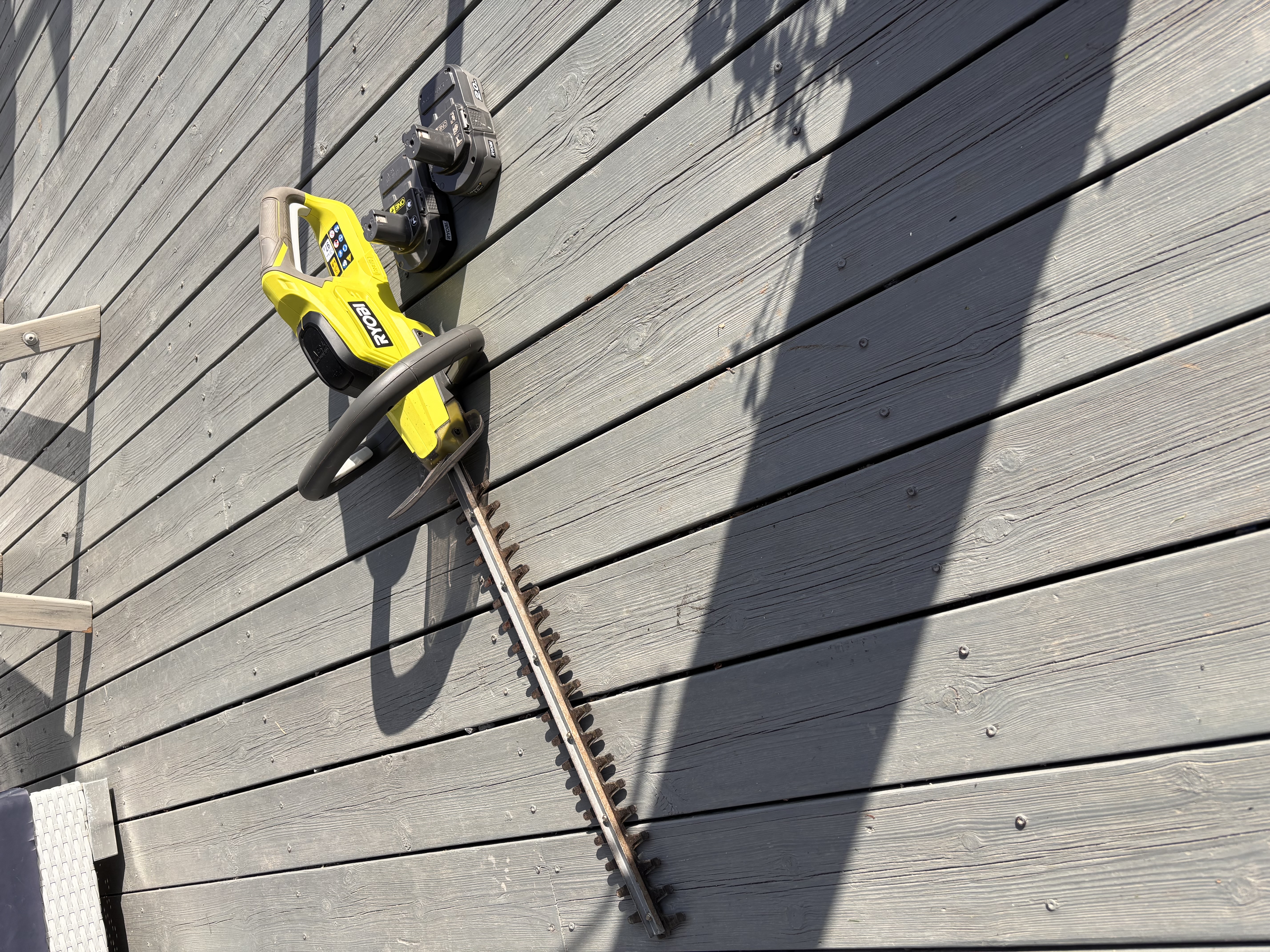 Ryobi hekksaks, batteridrevet leies ut 