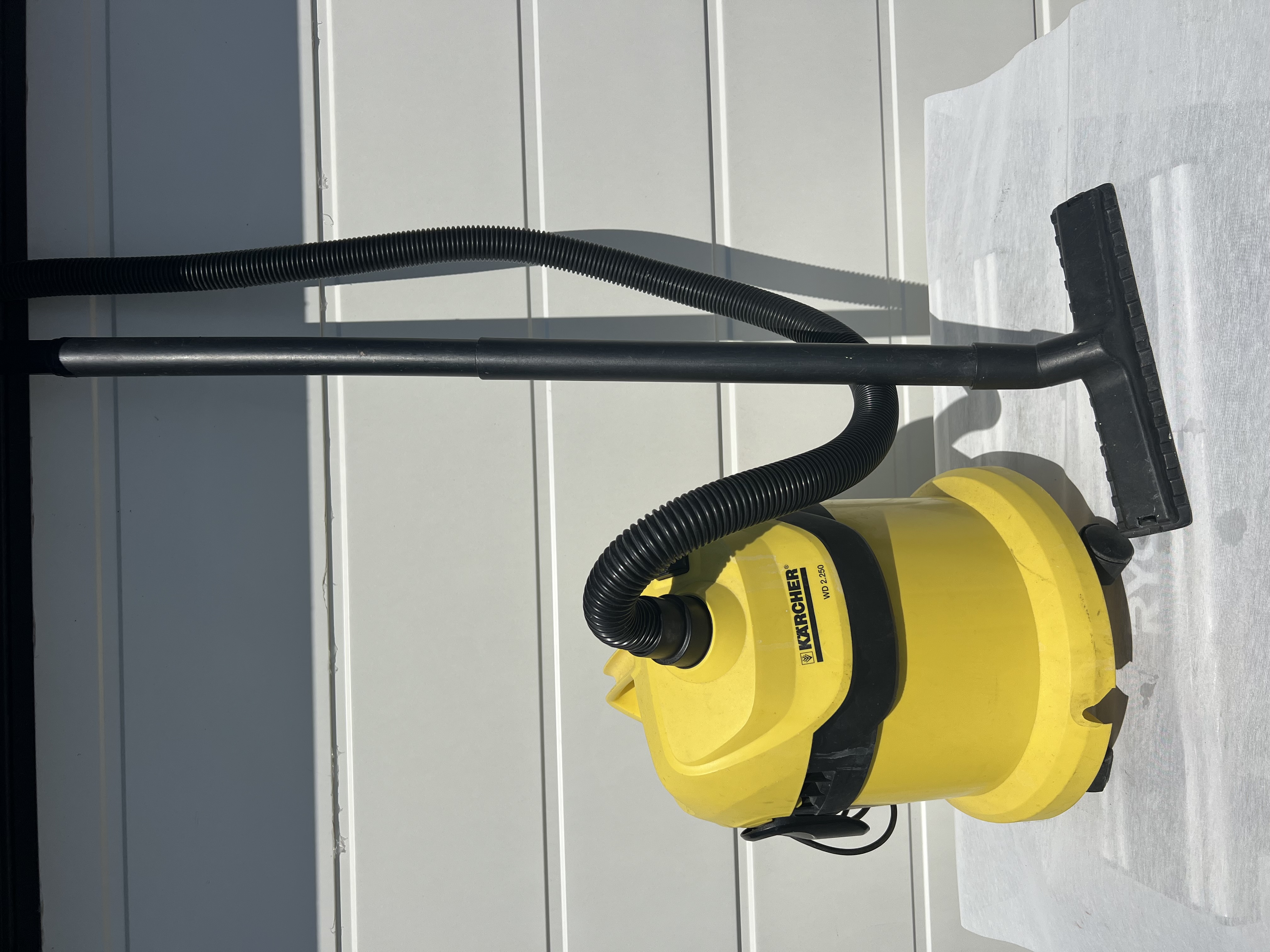 Kärcher grovdammsugare