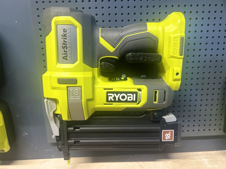 Batteridrevet dykkertpistol fra ryobi