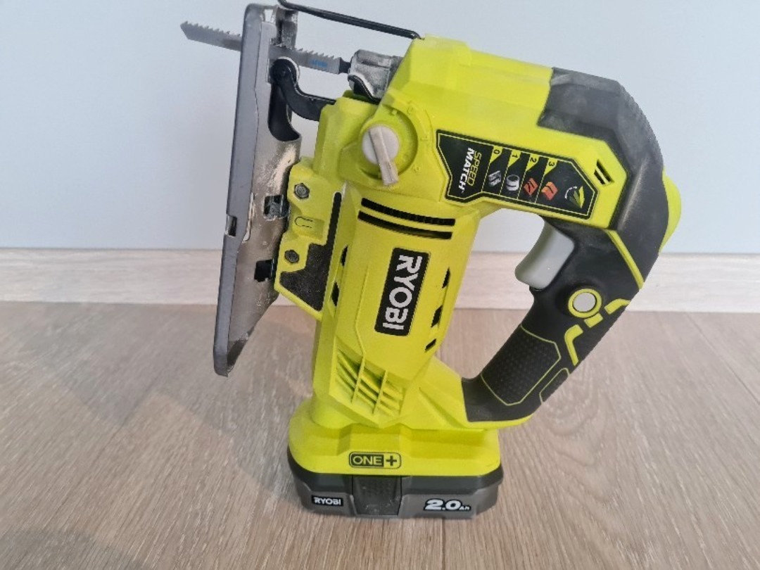 Ryobi stikksag