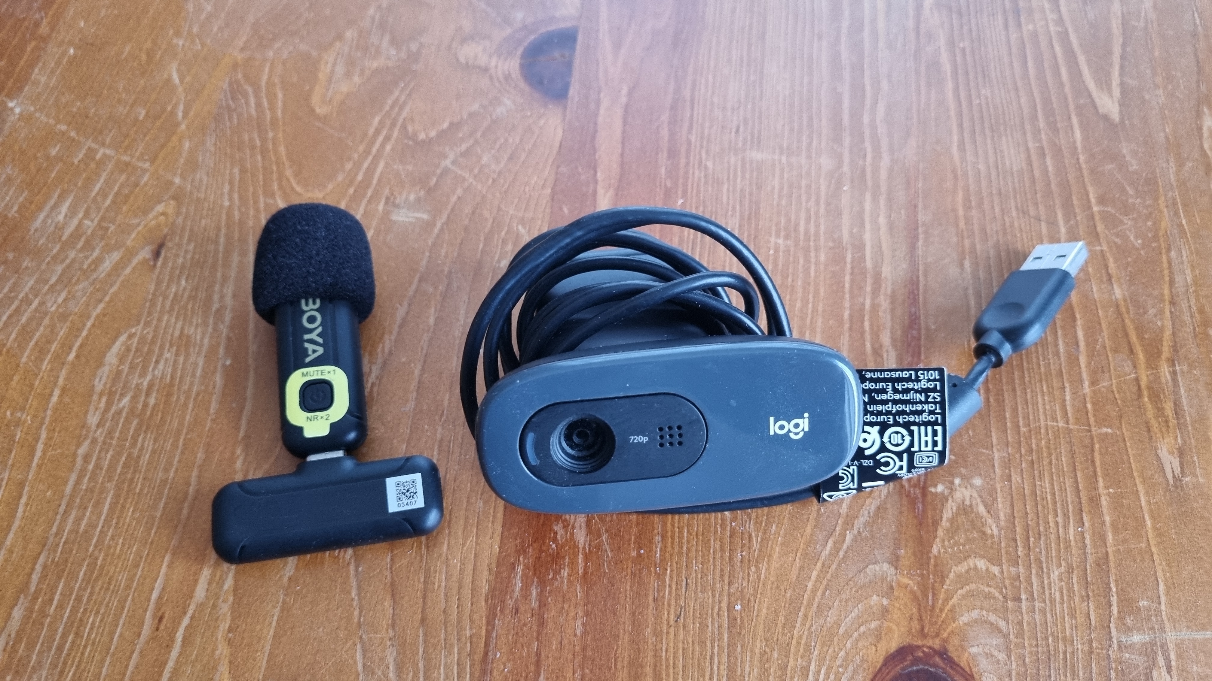 Microfon boya, webbkamera logitech