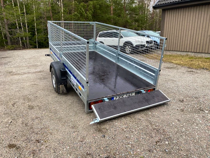 Bromsat gallersläp tippbart