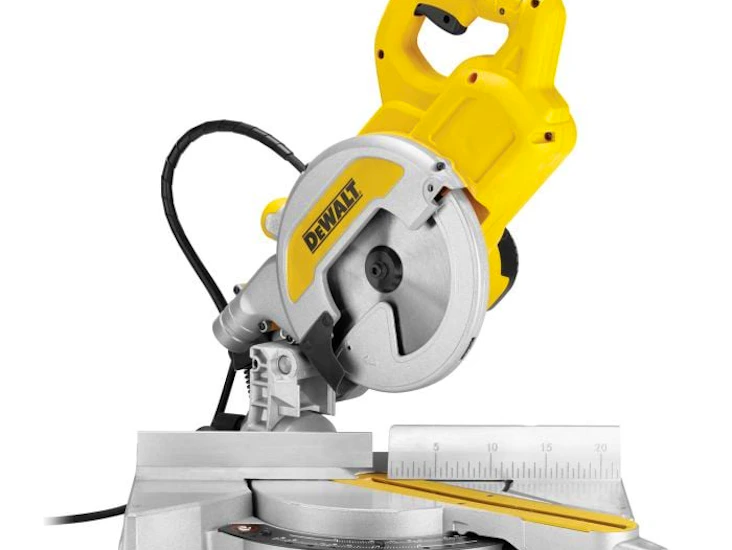 Dewalt kapp - gjærsag 216mm - 1800w - dws777