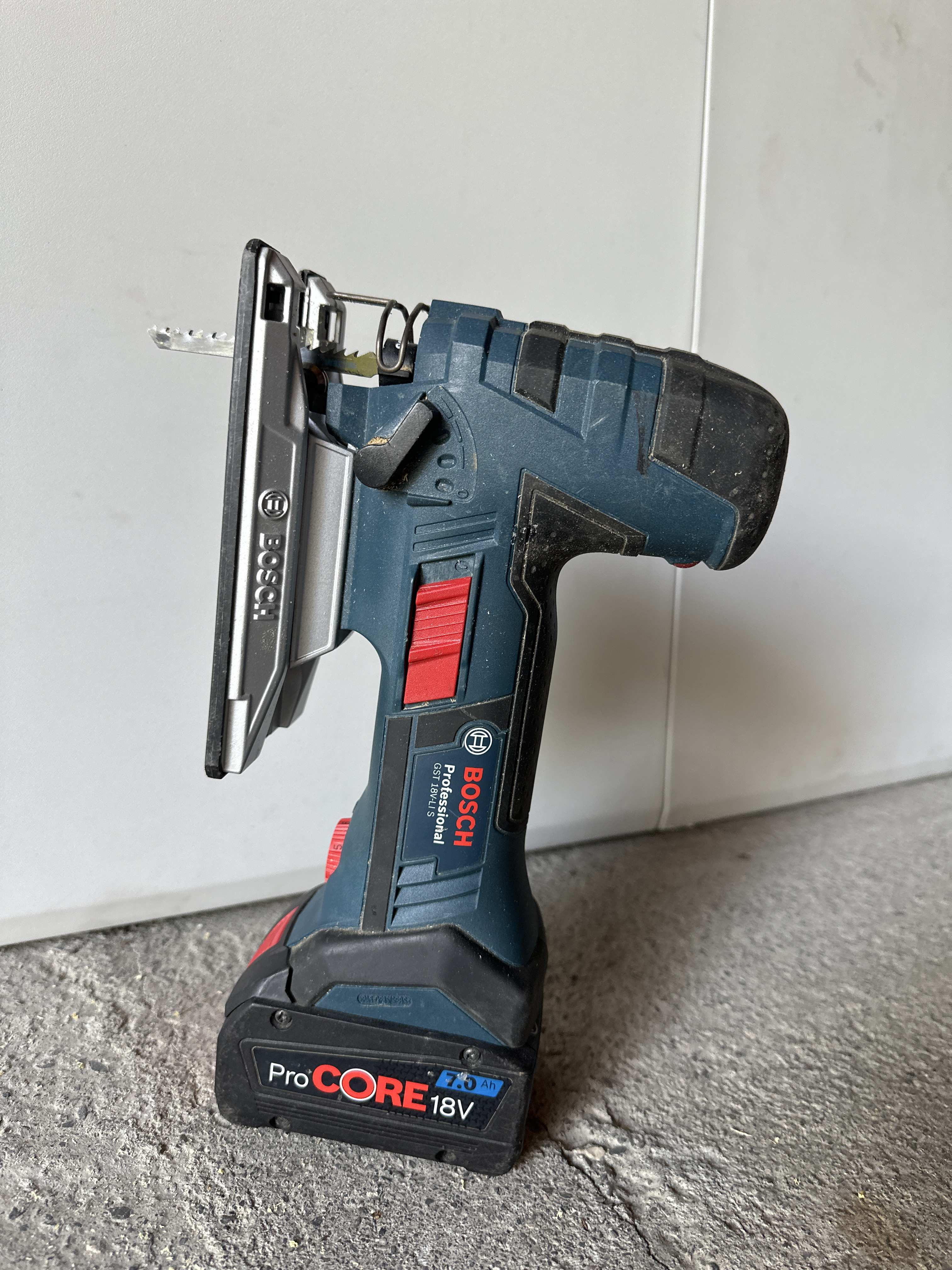 Bosch gst 18 v-li  s - stikksag