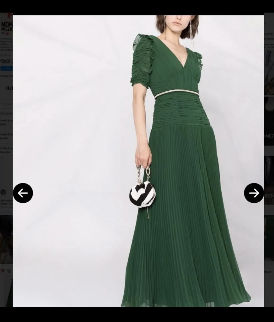 Self-portrait kjole 💚