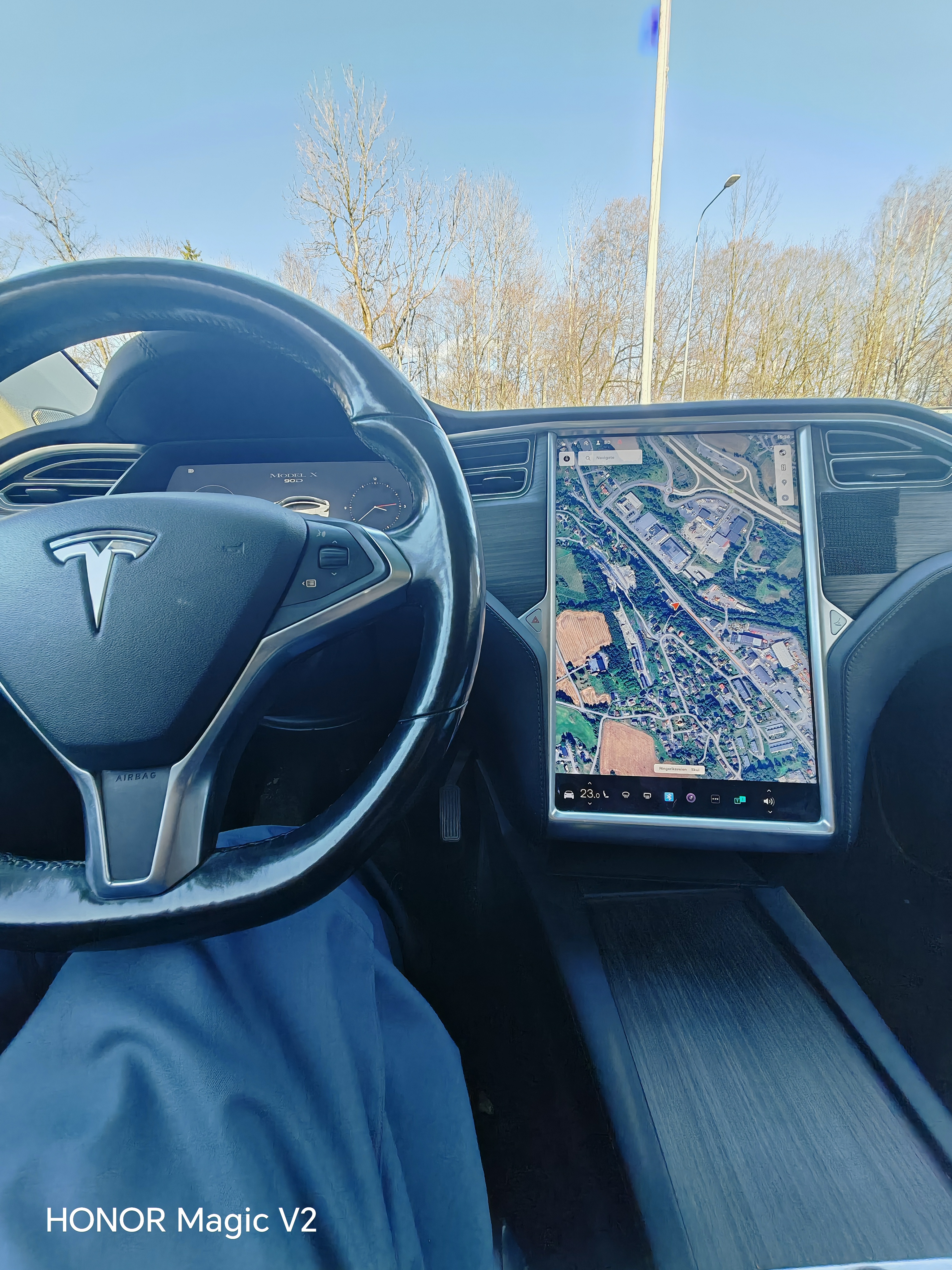Tesla x gratis lading tesla lade stasjonen 
