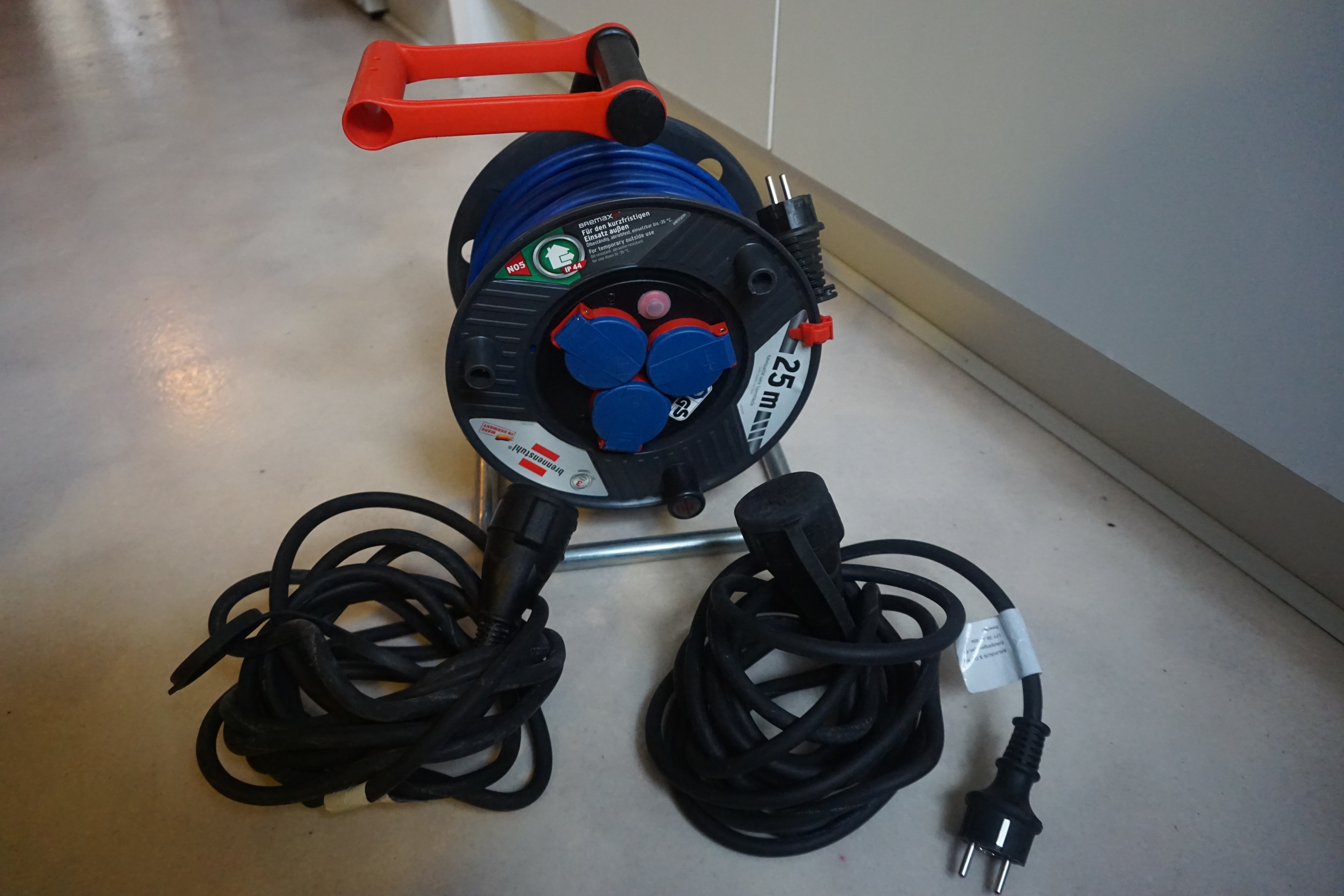 Kabelvinda & kablar avsett för utomhusbruk