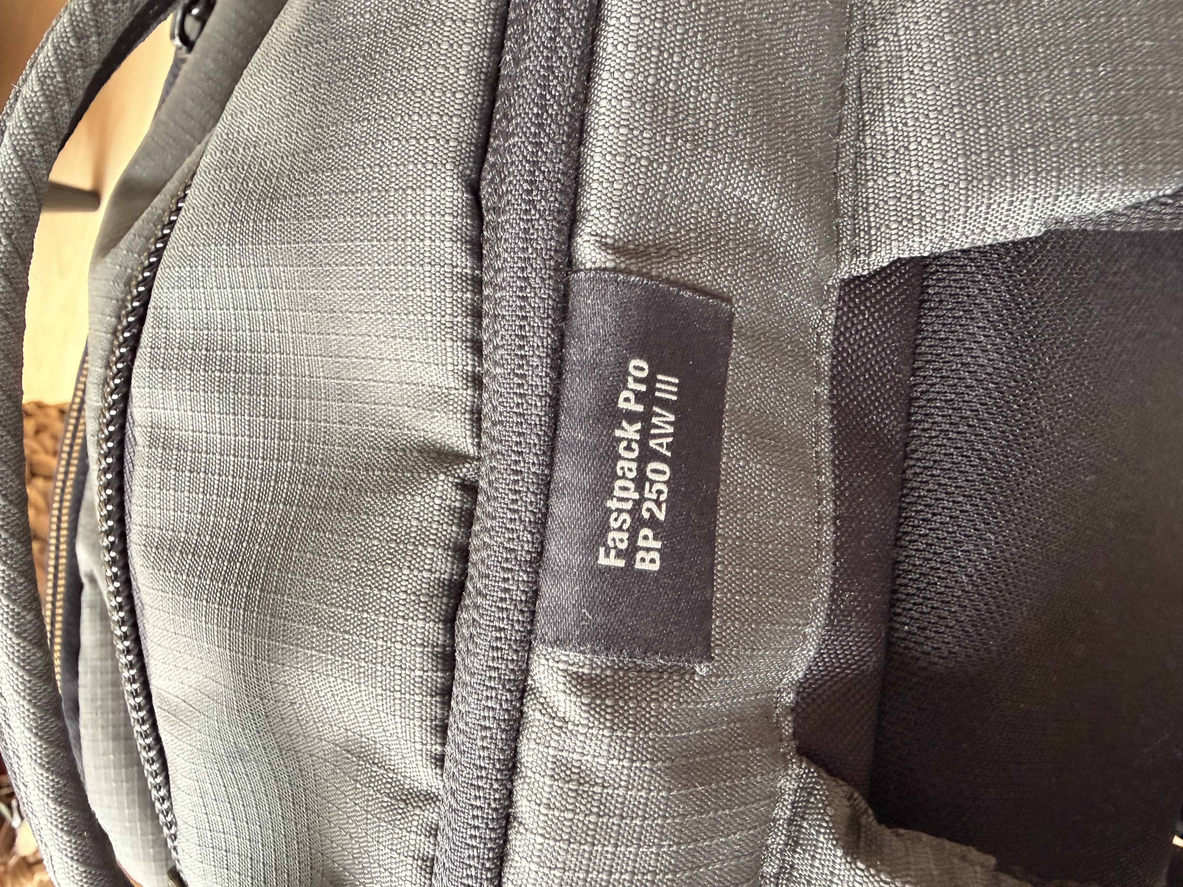 Kameraveske — lowepro fastpack pro bp 250 aw iii
