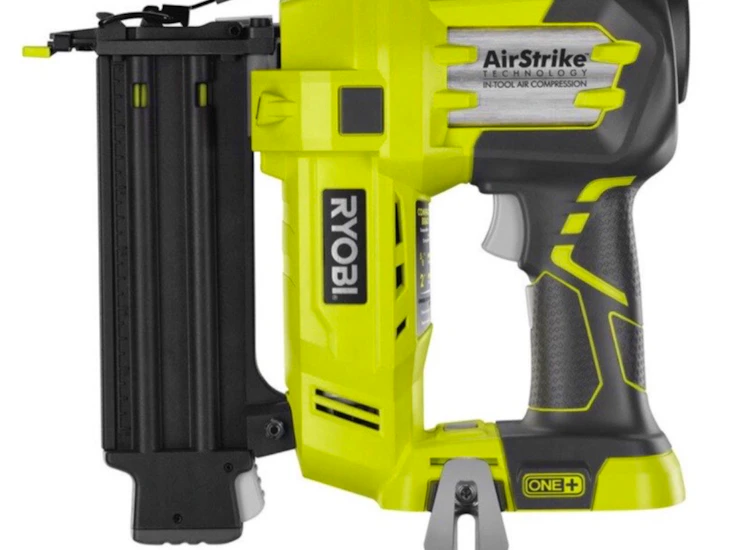 Ryobi dykkertpistol med batteri og lader