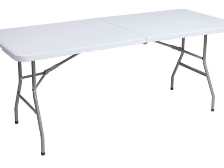 4st ihopfällbara bord för fest!