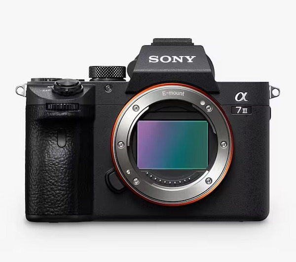 Sony alpha a7iii, camera body only