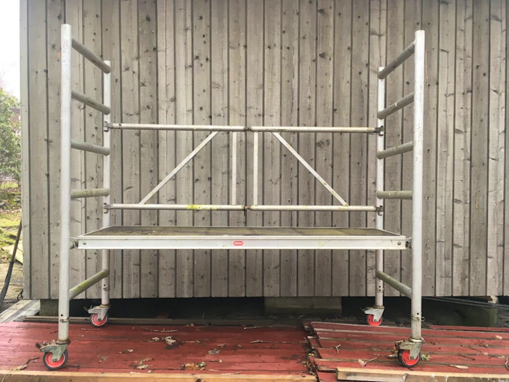 Hantverkarställning platform 0,6 x 2,0m