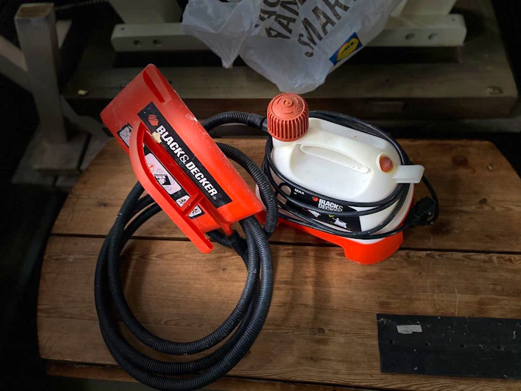 Tapetborttagare med stor ångplatta billigt!