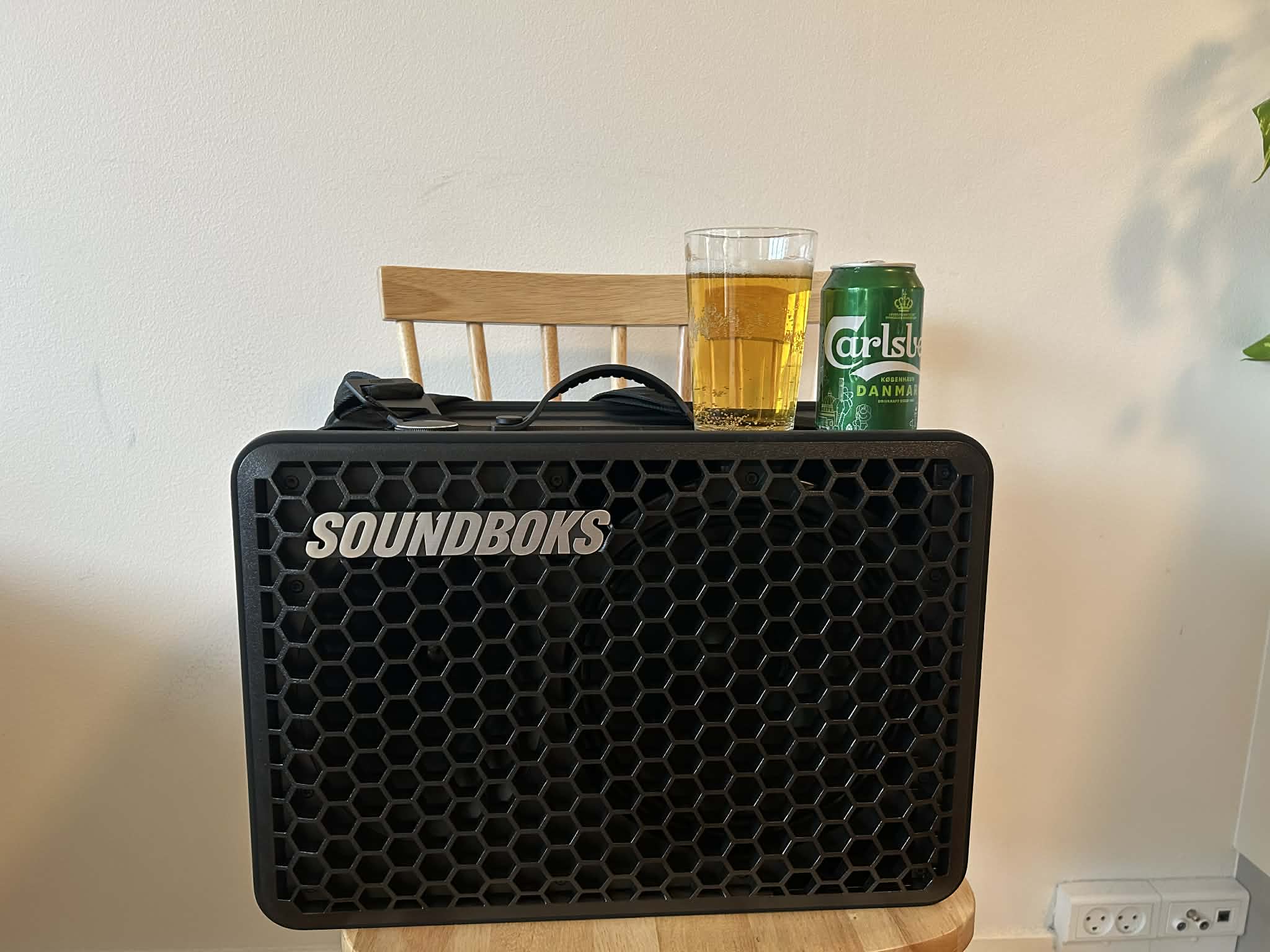 Soundboks go – inkl. rem, oplader & ekstra batteri