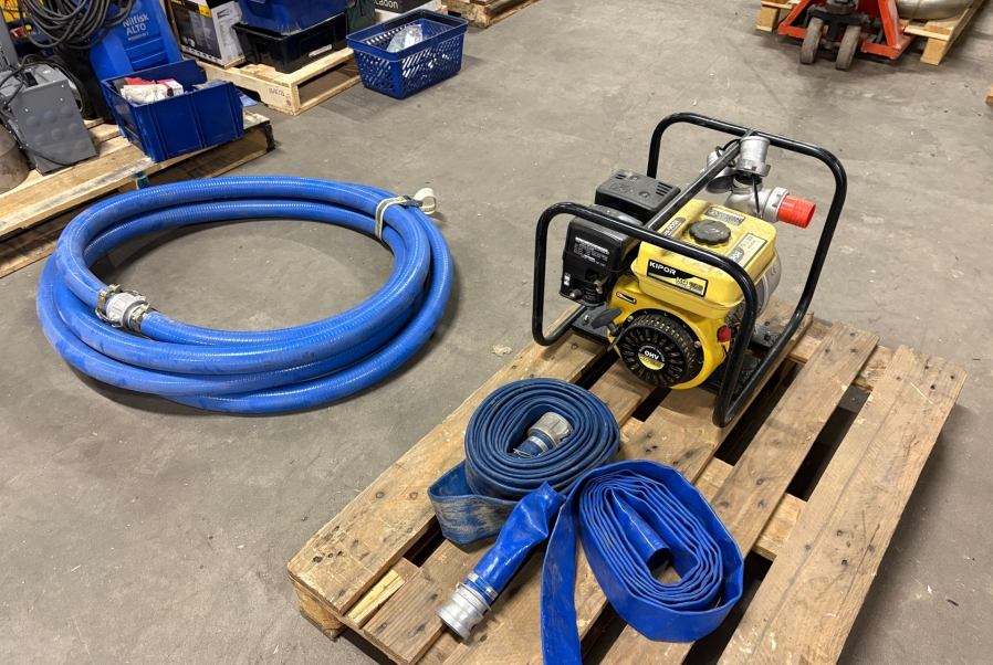 Bensindriven vattenpump 2” – kipor kgp20 inkl. slangar