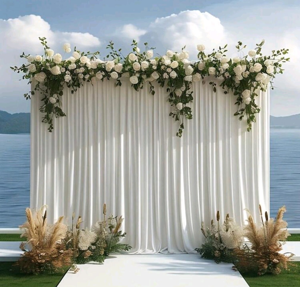 Bröllop - vit draperi 