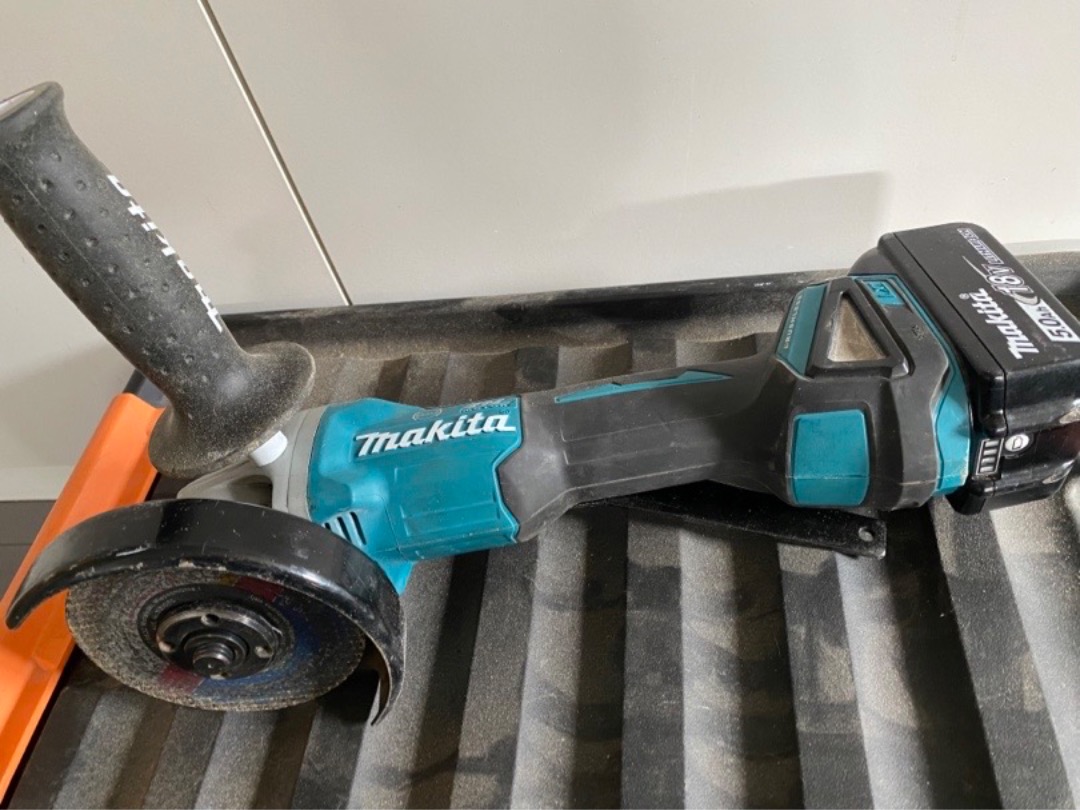 Makita vinkelsliper 18v