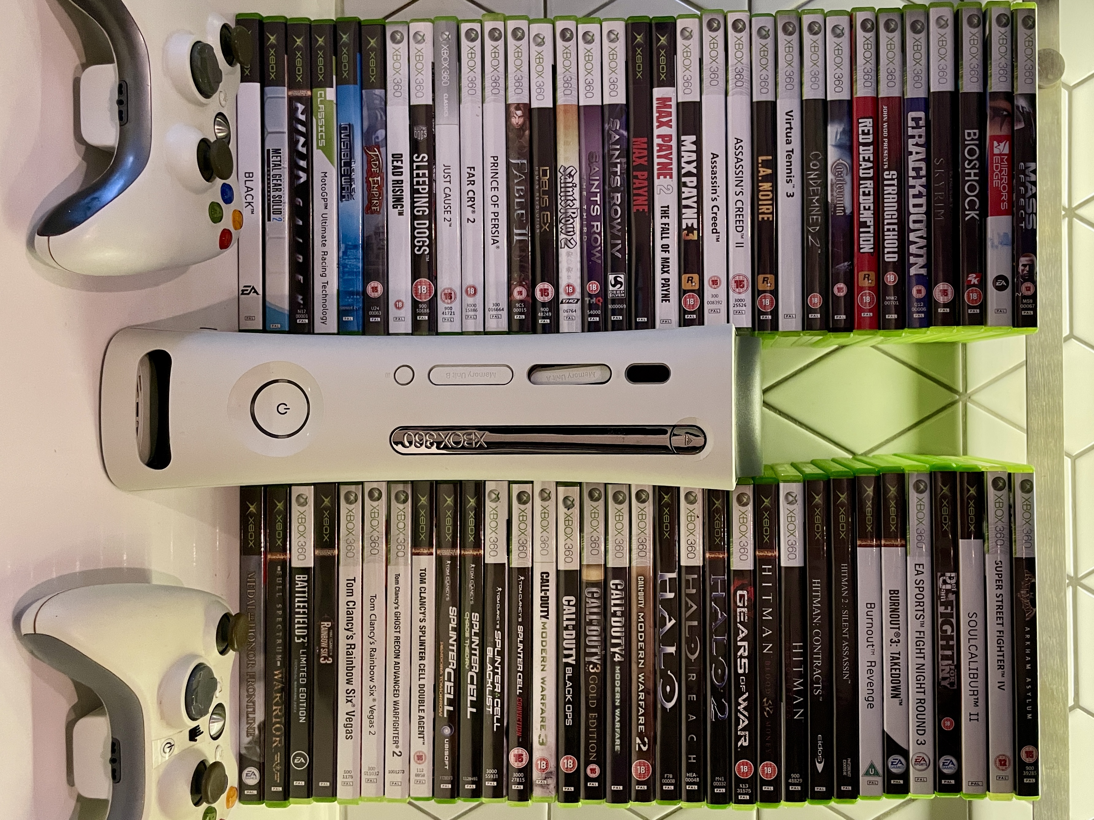 Xbox 360 hd console with x2 wireless controllers and x64 iconic games with case and manuals! 