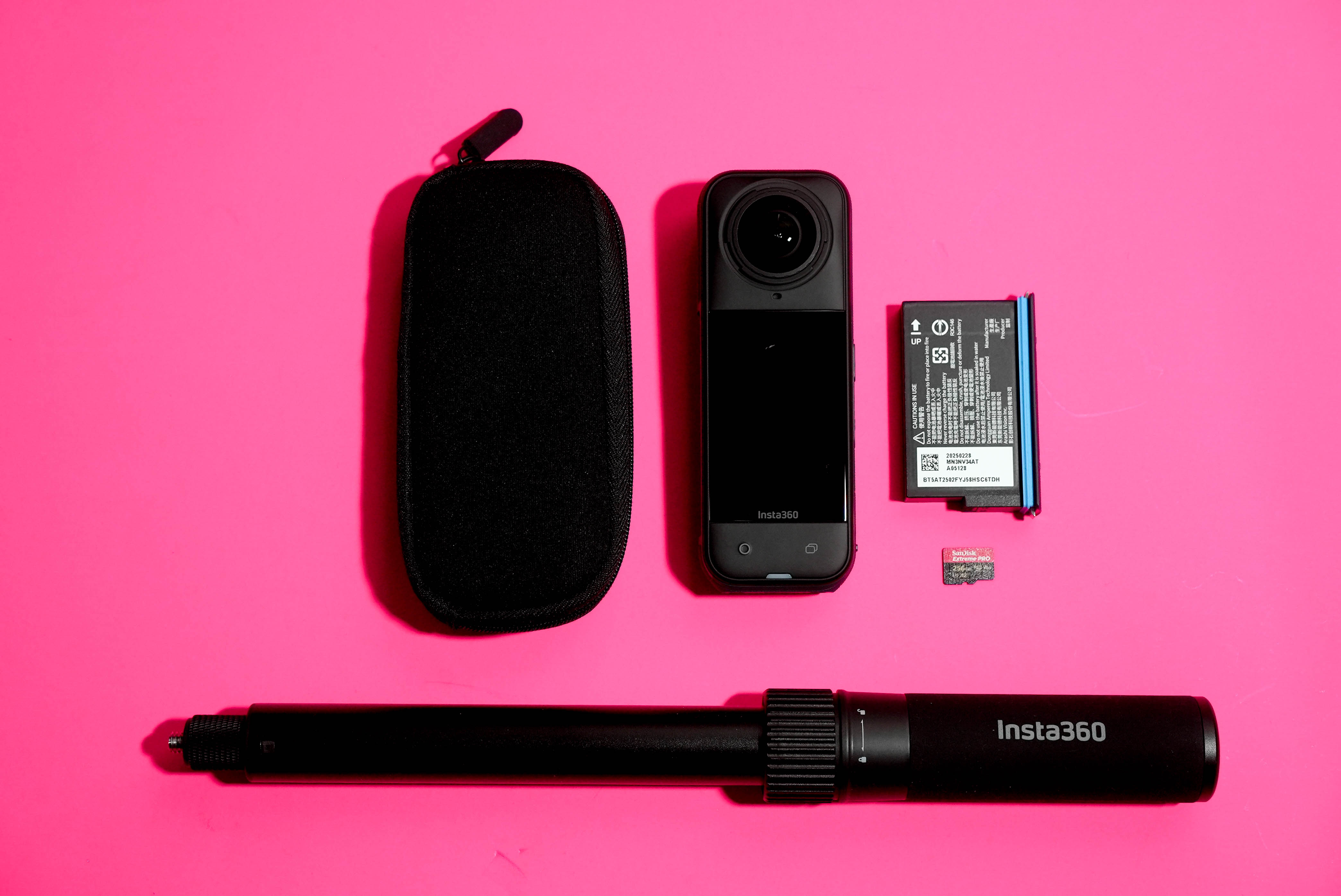 Insta360 x5 waterproof 8k action camera + 256 memory card + handle insta 360 x3 x4