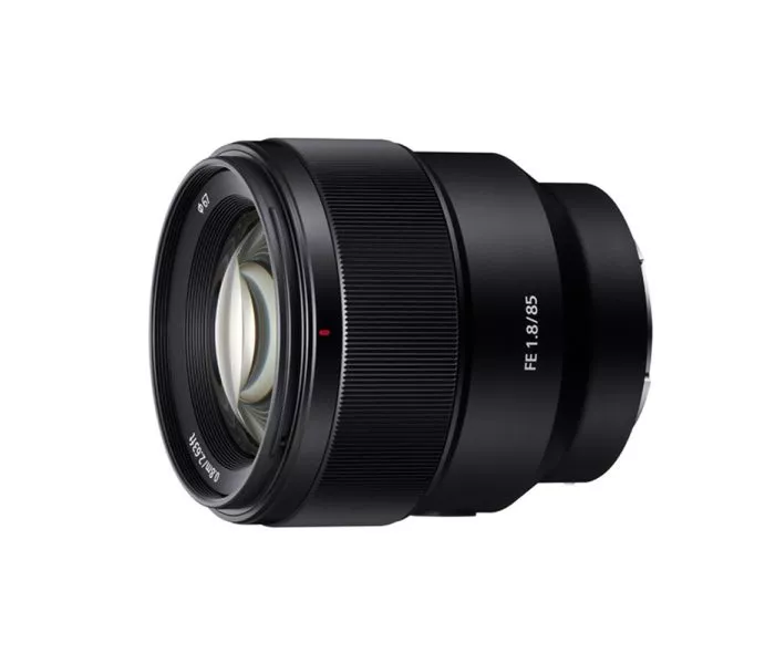 Sony fe 85mm f/1.8 portrait lens (e-mount, full-frame)