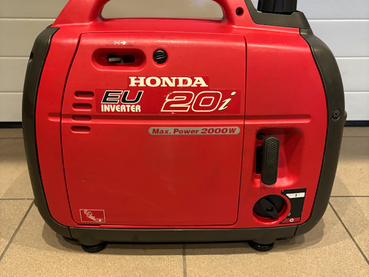 Honda eu20i – stillegående og driftssikkert aggregat til leie